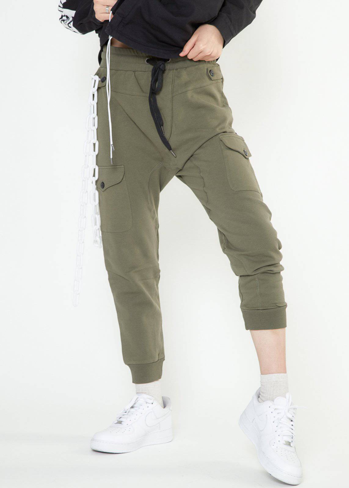 Konus Men's Drop Crotch Cargo Pockets Sweatpants in Olive - shopatkonus