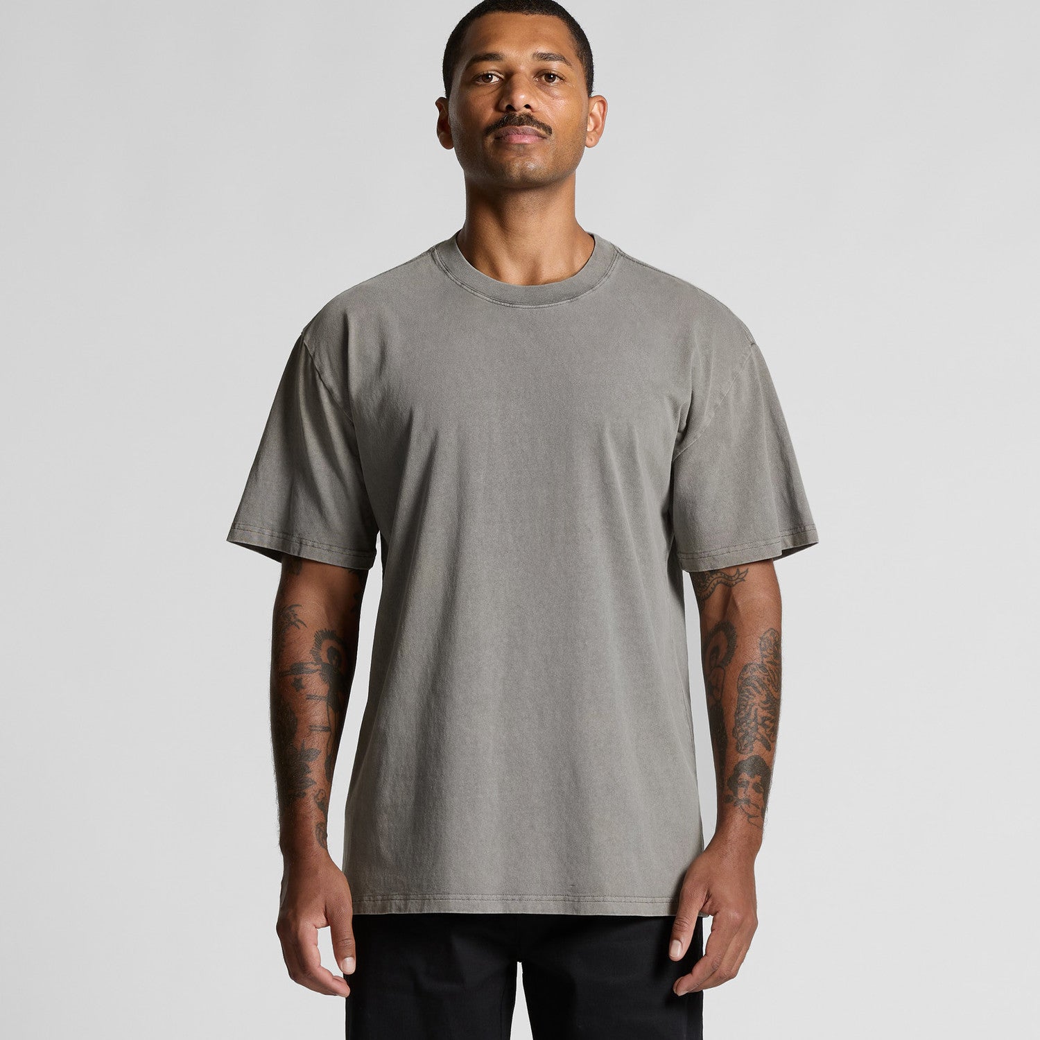 Oversized faded tee by ColorCulture