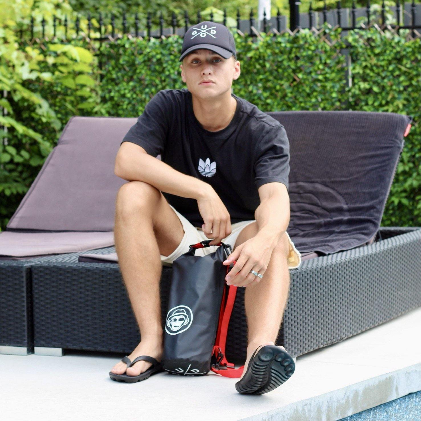 PIRATE BLACK FLIP FLOPS & DRYBAG BY GUDO-8